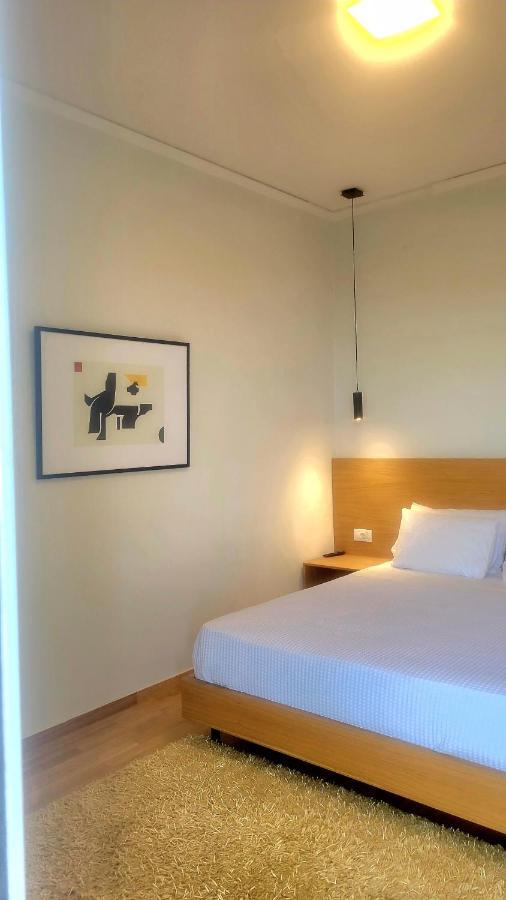 Theoxenia Hotel 안드리차이나 외부 사진